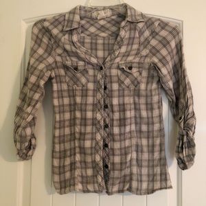 Three-Quarter Sleeve Flanel